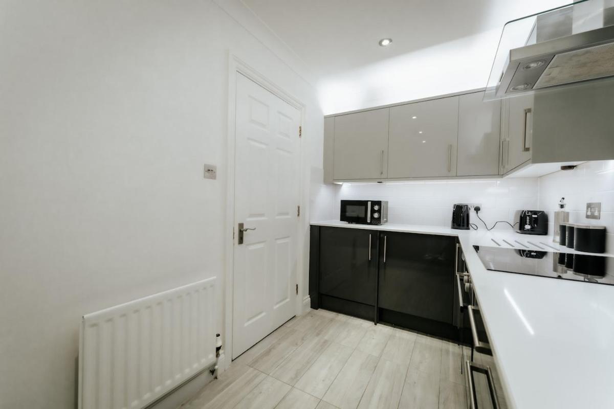 Fantastic 2bdr Free Car Parking * Londres