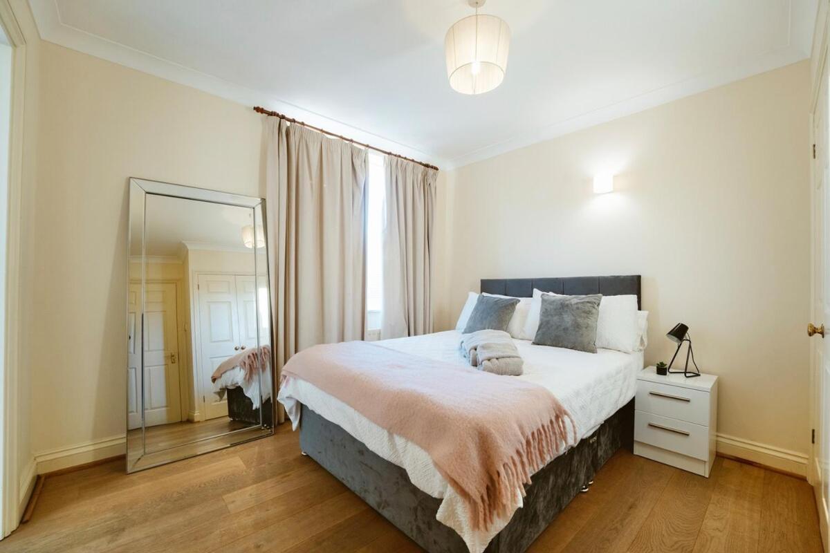Appartement Fantastic 2bdr Free Car Parking Londres